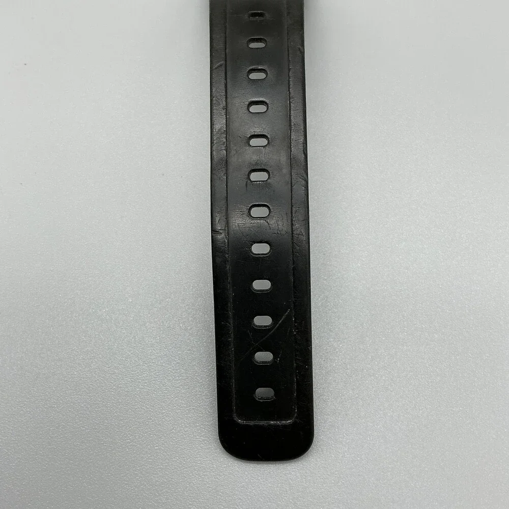 Casio G-Shock DW-5600E Mens Watch 39mm Digital Black Broke Backlight New Battery